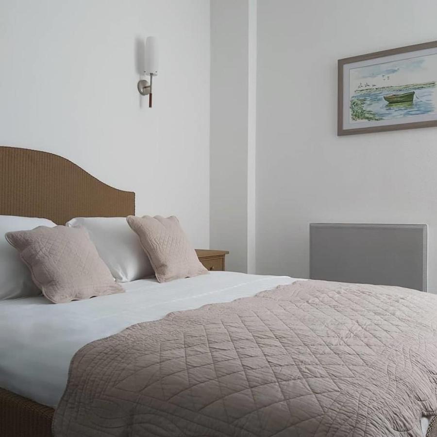 Hotel Jean De Bruges Сен-Рикье Экстерьер фото