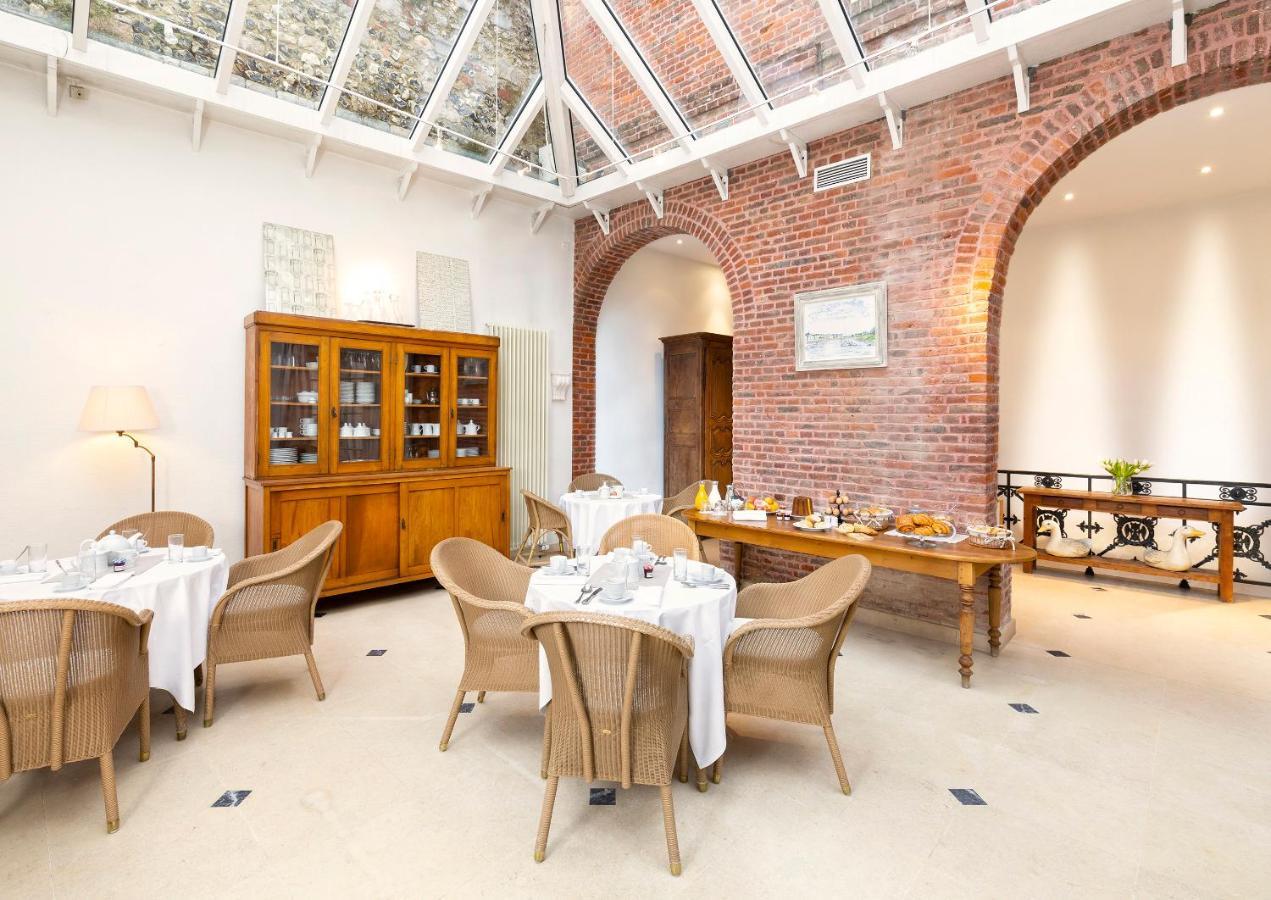 Hotel Jean De Bruges Сен-Рикье Экстерьер фото